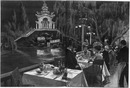 Les soirées de l'Exposition.- Le diner en plein air.1900年博 博覧会の夜 － 屋外テラスでの夕食