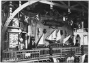 Palais des pêches.- Embarcations pour la pêche des éponges.1900年博 漁業展示館 － 海綿の採取用小船