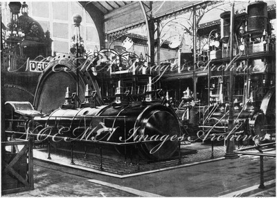 L'électricité au Champ-de-Mars.- Moteurs et dynamos.(Sections étrangères).1900年博 シャン・ド・マルス会場の電気館 － モーターと発電機 （外国コーナー）