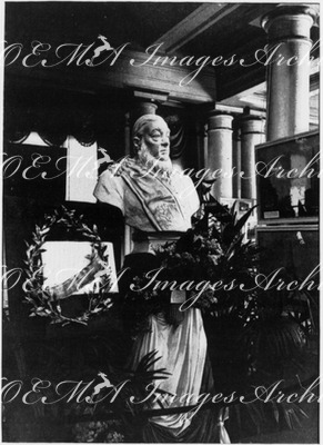 Le Pavillon de la République Sud-Africaine.- Le buste du président S.-J.-P.Kruger.1900年博 南アフリカ共和国館 － S.J.P.クリューガー大統領の胸像