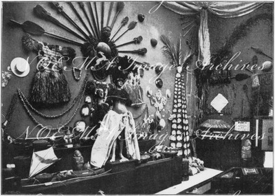 L'Exposition coloniale.- Collection ethnographique des établissements français de l'Océanie.1900年博 植民地展 － オセアニアにあるフランス公的施設からのエスニックコレクション出品