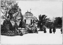 Les jardins des Champs-Elysées.- Entre les palais.1900年博 シャン＝ゼリゼ会場の庭園 － 諸展示場の間で