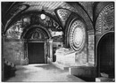 Les collections du Pavillon de la Hongrie.- Le grand vestibule.1900年博 ハンガリー館のコレクション － 大玄関ホール