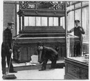 On va ouvrir ...- Les derniers colis.1900年博 「さあ開幕だ」 － 最終荷物の運び込み