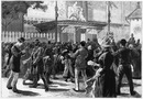 Les abords de l'Exposition : Les vendeurs de tickets à la porte Tourville (Palais des Machines). 会場付近 トゥールヴィル門入場口で入場券を売る人々 機械館の前