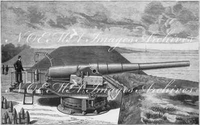"Canon de 24 centimètres, de 36 calibres, monée sur affut de côtés à pivot central et frein hydraulique. (Commande du gouvernement chinois.)" 中央軸点と油圧ブレーキ付き沿岸砲架にのった36口径 24センチ砲（中国政府の注文）