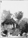 "L'Histoire de l'habitation humaine. - M. Charles Garnier, architecte. : 4. Maison lacustre." 人類の住居の歴史展示場  シャルル・ガルニエ設計 4. 湖上居住者の家