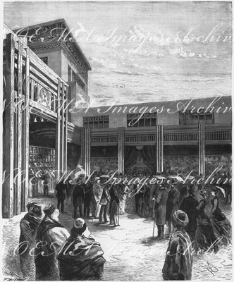 "Intérieur de la maison égyptienne, un jour de conférénce par M. de Lesseps." エジプト館の内部  ド・レセップス氏による講演のあった日