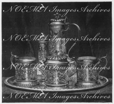 "Verre d'eau en cristal émaillé, exposé par la maison Christofle." クリストフル出展のエナメル彩色のクリスタルのグラス