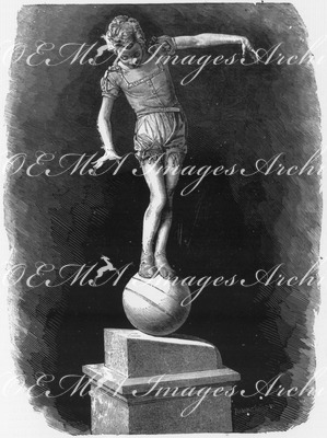 "L'équilibriste, par le sculpteur E. Ximenes, exposé dans la section italienne." 「曲芸師」、イタリア展示コーナーのE・クシメネス作の彫像